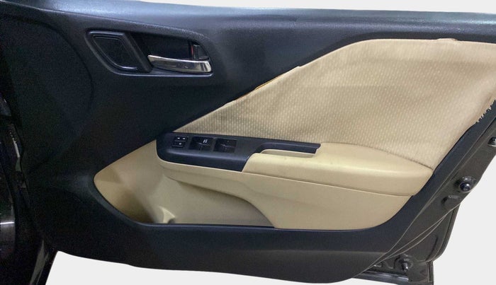 2017 Honda City 1.5L I-VTEC SV, Petrol, Manual, 36,894 km, Driver Side Door Panels Control