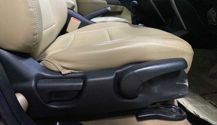 2017 Honda City 1.5L I-VTEC SV, Petrol, Manual, 36,894 km, Driver Side Adjustment Panel
