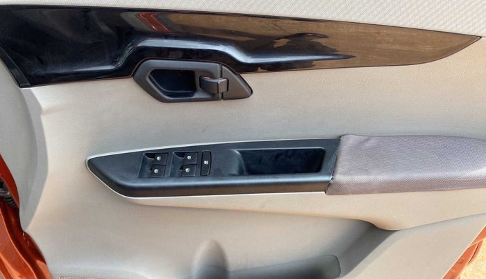 2016 Mahindra Kuv100 K8 D 6 STR, Diesel, Manual, 55,202 km, Driver Side Door Panels Control