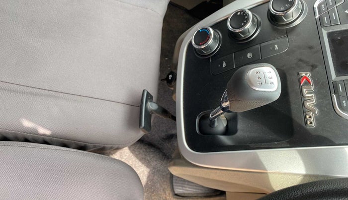 2016 Mahindra Kuv100 K8 D 6 STR, Diesel, Manual, 55,202 km, Gear Lever