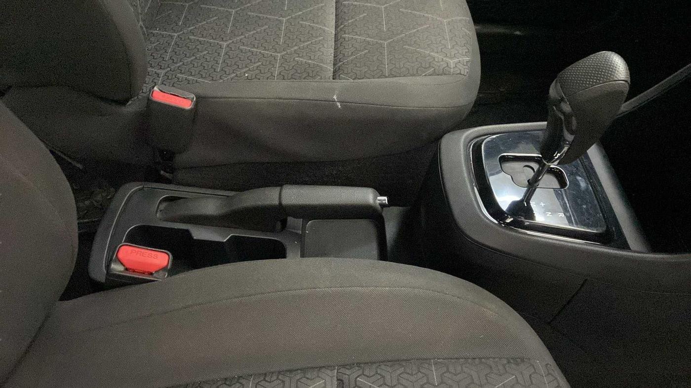 2023 Tata PUNCH ADVENTURE RHYTHM PACK AMT, Petrol, Automatic, 16,441 km, Gear Lever