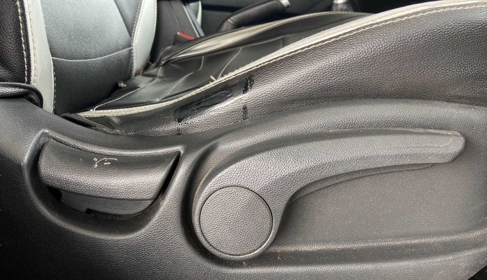 2015 Hyundai Creta SX PLUS 1.6 PETROL, Petrol, Manual, 90,180 km, Driver Side Adjustment Panel