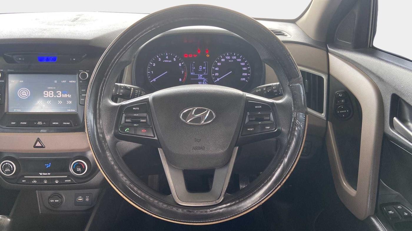 2015 Hyundai Creta SX PLUS 1.6 PETROL, Petrol, Manual, 90,180 km, Steering Wheel Close Up
