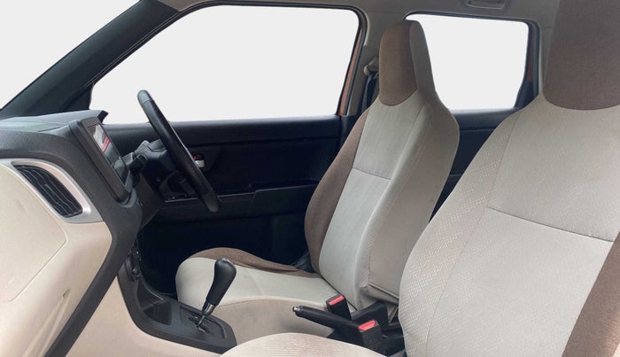 2019 Maruti New Wagon-R ZXI 1.2 AMT, Petrol, Automatic, 32,320 km, Right Side Front Door Cabin