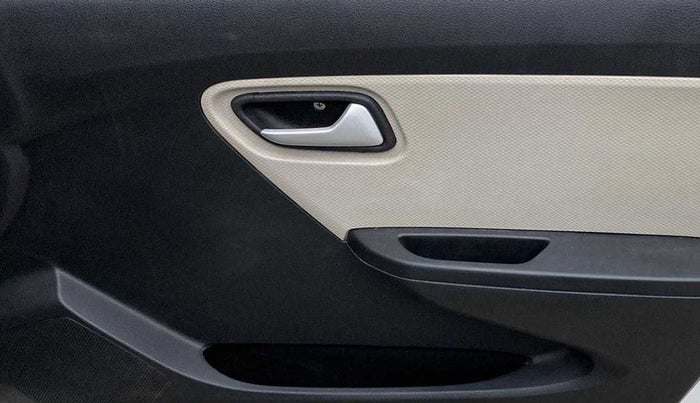 2022 Maruti Alto LXI O, Petrol, Manual, 22,500 km, Driver Side Door Panels Control