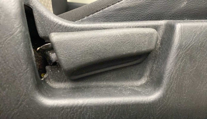 2022 Maruti Alto LXI O, Petrol, Manual, 22,500 km, Driver Side Adjustment Panel