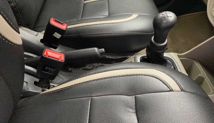 2016 Maruti Alto K10 VXI, Petrol, Manual, 19,201 km, Gear Lever