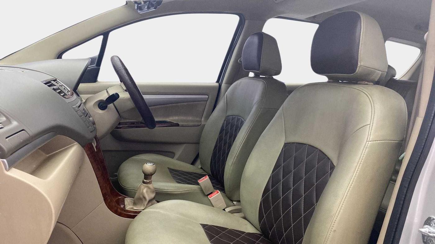2015 Maruti Ertiga VXI, Petrol, Manual, 64,494 km, Right Side Front Door Cabin