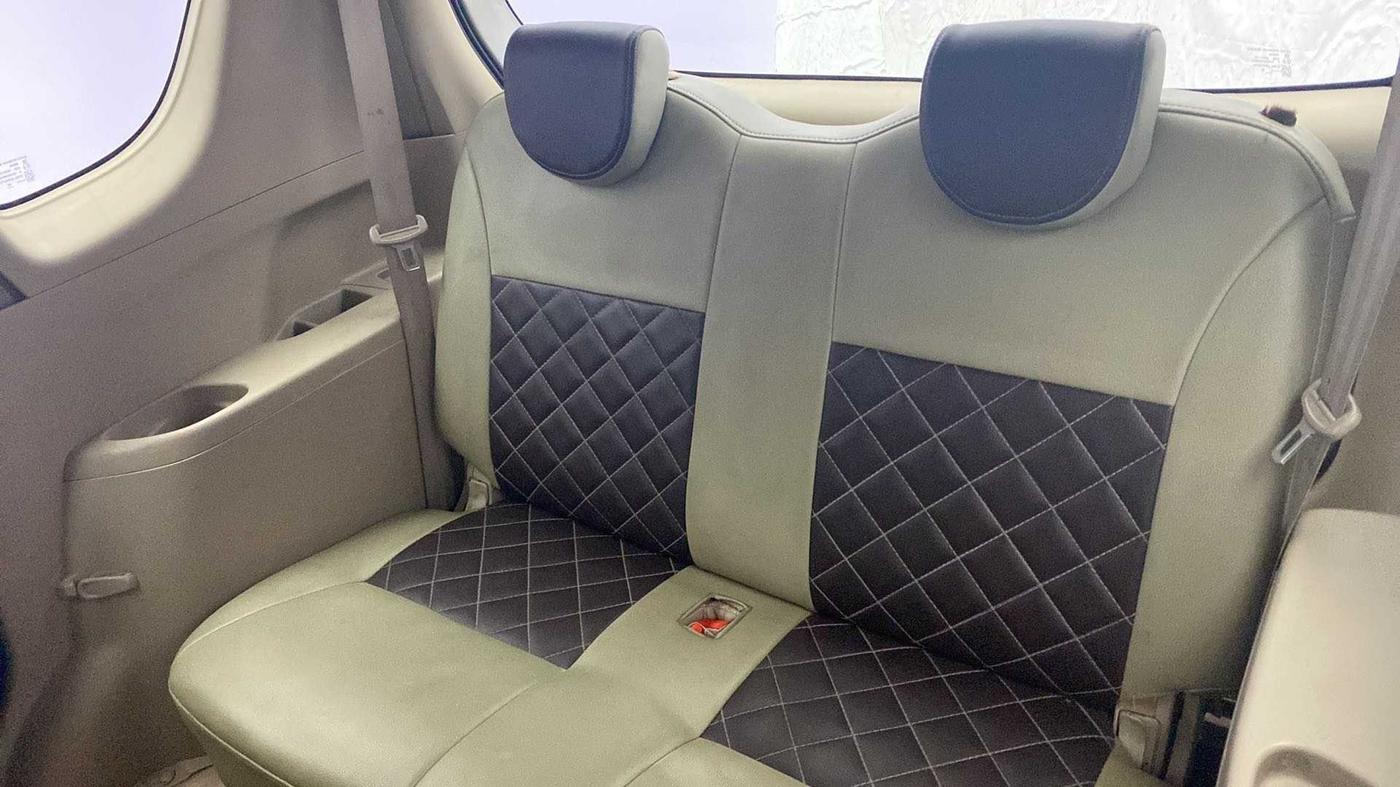 2015 Maruti Ertiga VXI, Petrol, Manual, 64,494 km, Third Seat Row ( optional )