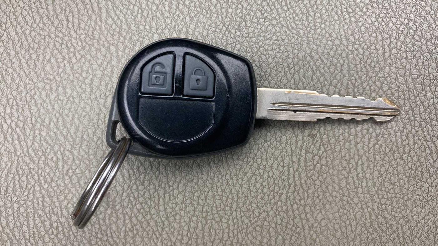 2015 Maruti Ertiga VXI, Petrol, Manual, 64,494 km, Key Close Up