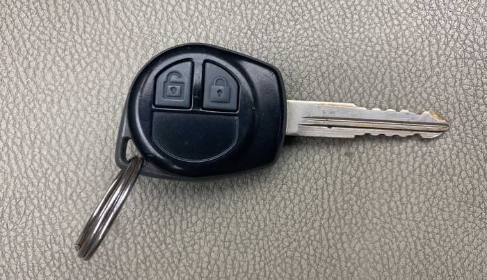 2015 Maruti Ertiga VXI, Petrol, Manual, 64,494 km, Key Close Up