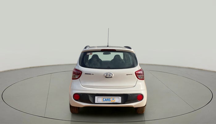 2018 Hyundai Grand i10 SPORTZ 1.2 KAPPA VTVT, Petrol, Manual, 4,893 km, Back/Rear