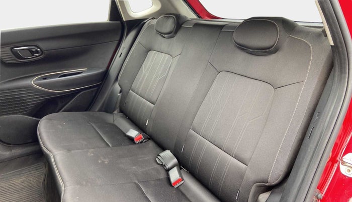 2021 Hyundai NEW I20 SPORTZ 1.2 MT, Petrol, Manual, 63,113 km, Right Side Rear Door Cabin