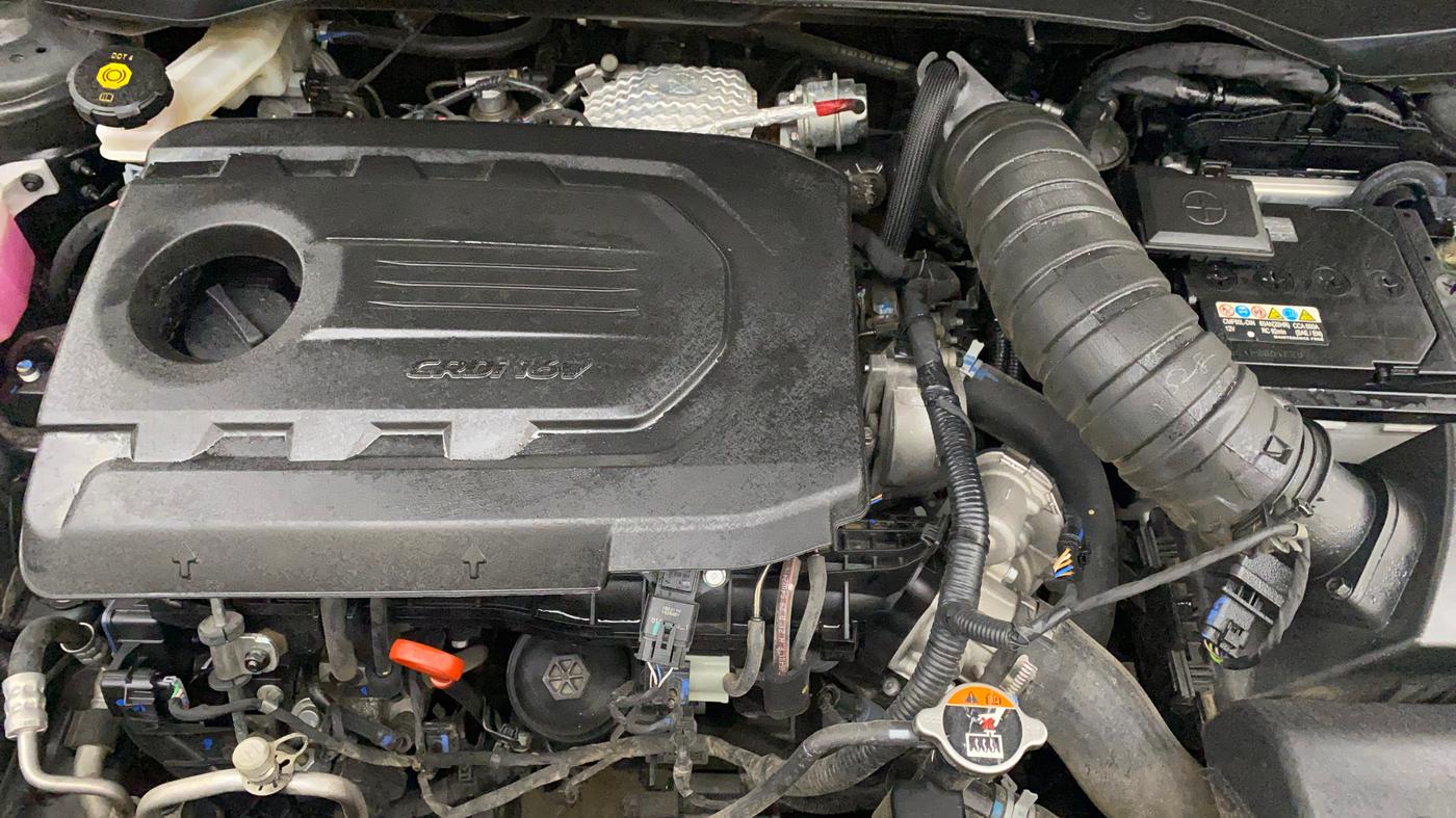 2021 Hyundai VENUE SX 1.5 CRDI, Diesel, Manual, 38,984 km, Engine View