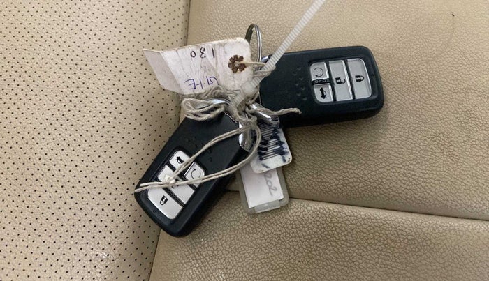 2020 Honda City 1.5L I-VTEC ZX CVT, Petrol, Automatic, 72,908 km, Key Close Up