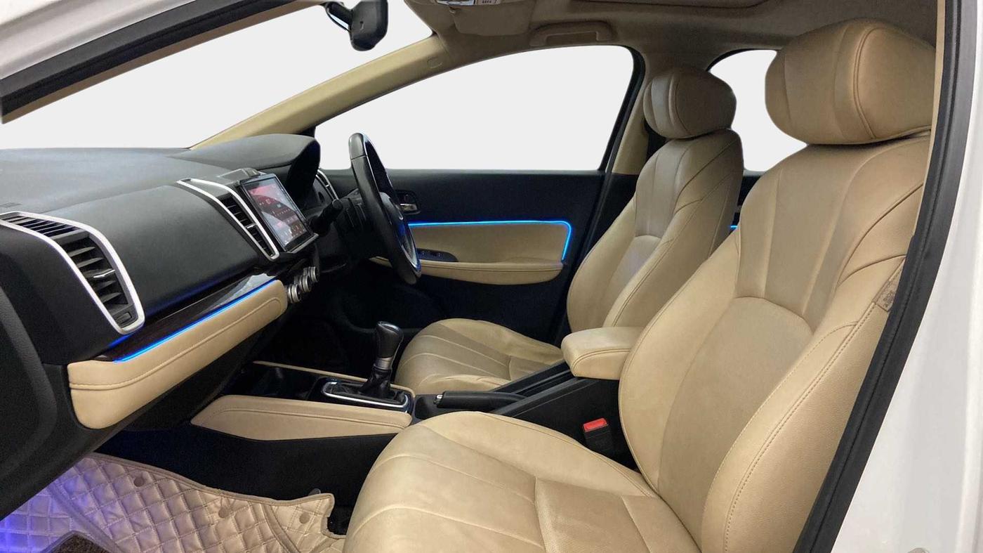 2020 Honda City 1.5L I-VTEC ZX CVT, Petrol, Automatic, 72,908 km, Right Side Front Door Cabin