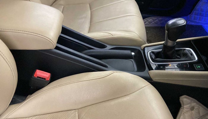 2020 Honda City 1.5L I-VTEC ZX CVT, Petrol, Automatic, 72,908 km, Gear Lever