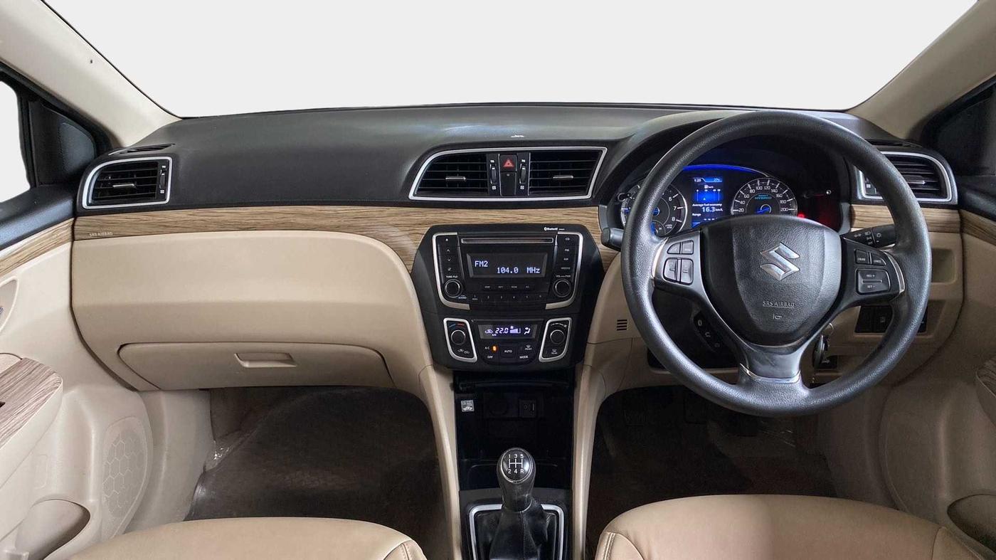 2019 Maruti Ciaz DELTA 1.5 SHVS MT PETROL, Petrol, Manual, 43,437 km, Dashboard