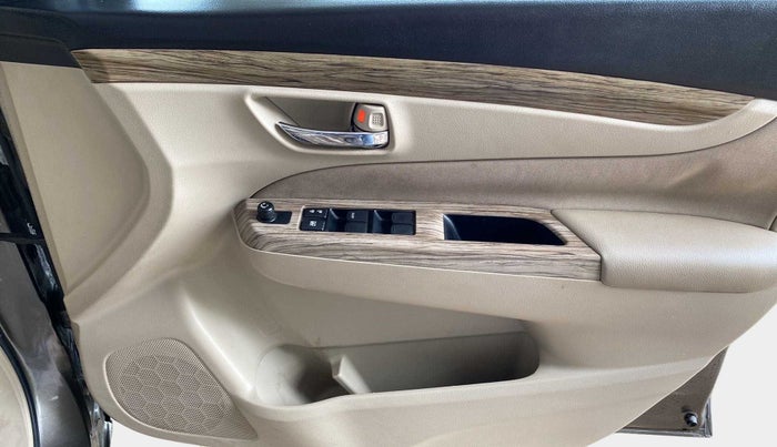 2019 Maruti Ciaz DELTA 1.5 SHVS MT PETROL, Petrol, Manual, 43,437 km, Driver Side Door Panels Control