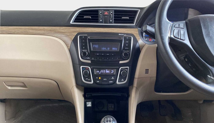 2019 Maruti Ciaz DELTA 1.5 SHVS MT PETROL, Petrol, Manual, 43,437 km, Air Conditioner