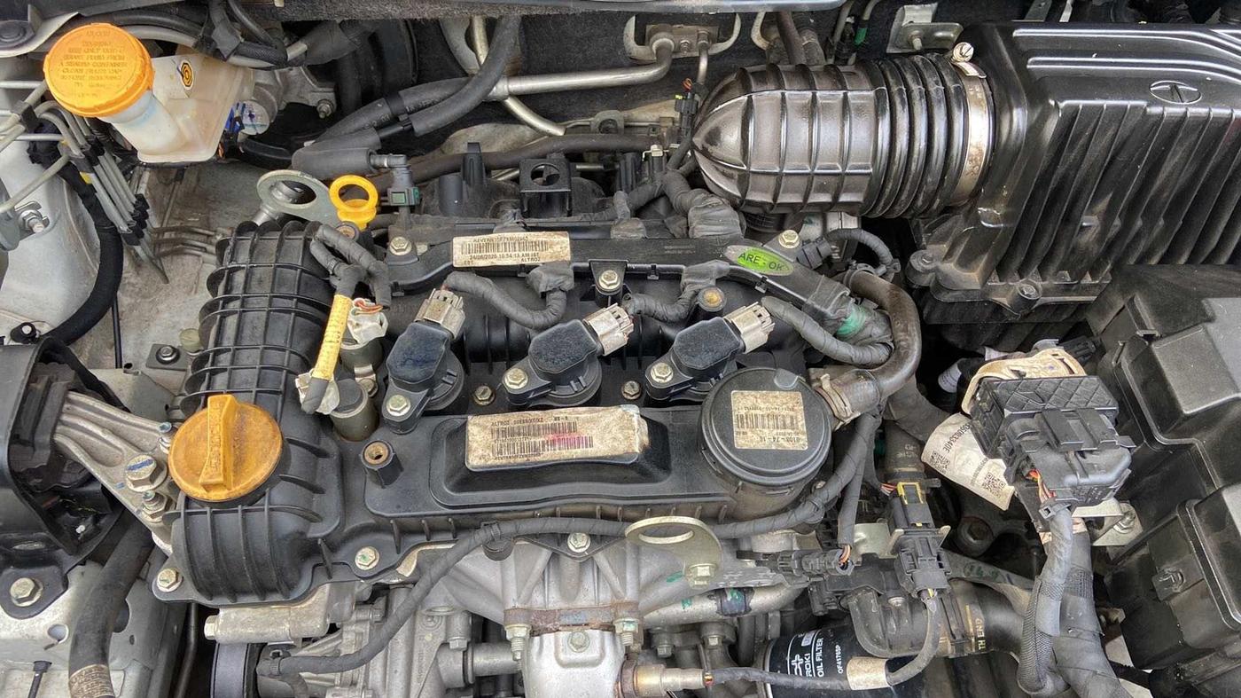 2020 Tata ALTROZ XZ PETROL, Petrol, Manual, 27,273 km, Open Bonet