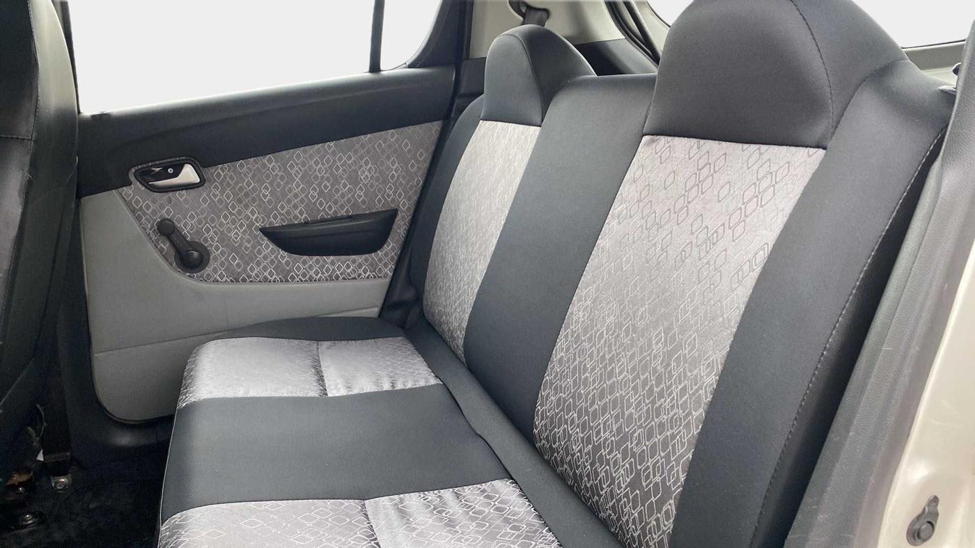 2018 Maruti Alto 800 LXI, Petrol, Manual, 72,646 km, Right Side Rear Door Cabin