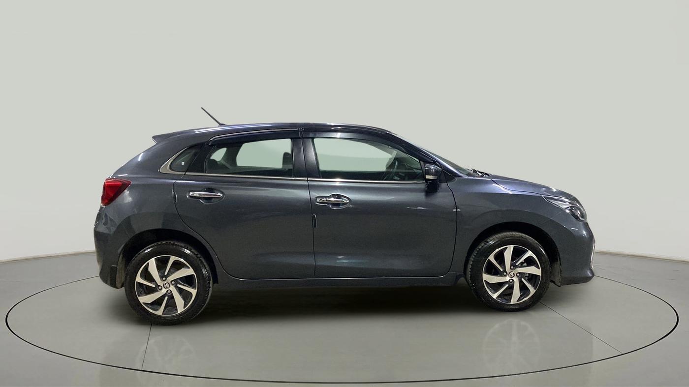 2022 Toyota Glanza V, Petrol, Manual, 8,657 km, Right Side View