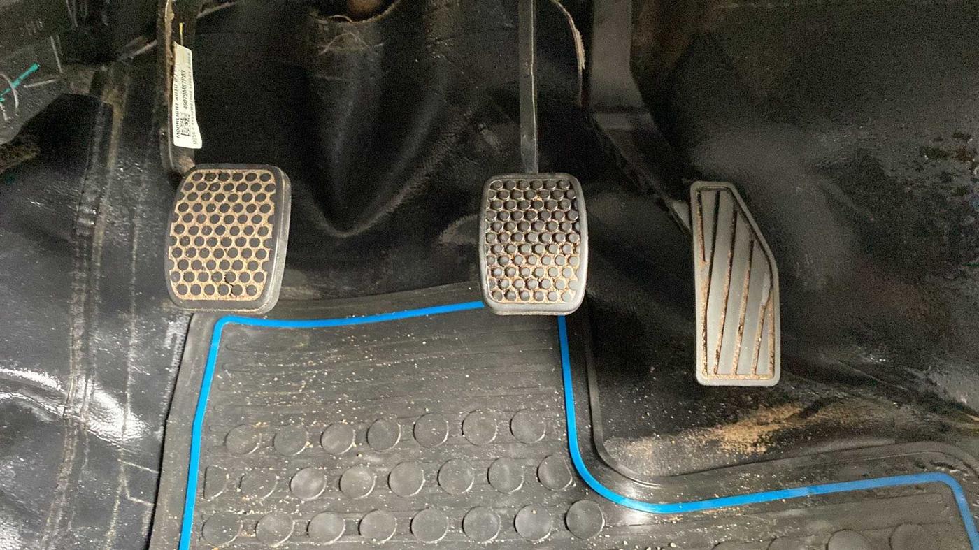 2021 Maruti Alto VXI, Petrol, Manual, 18,403 km, Pedals