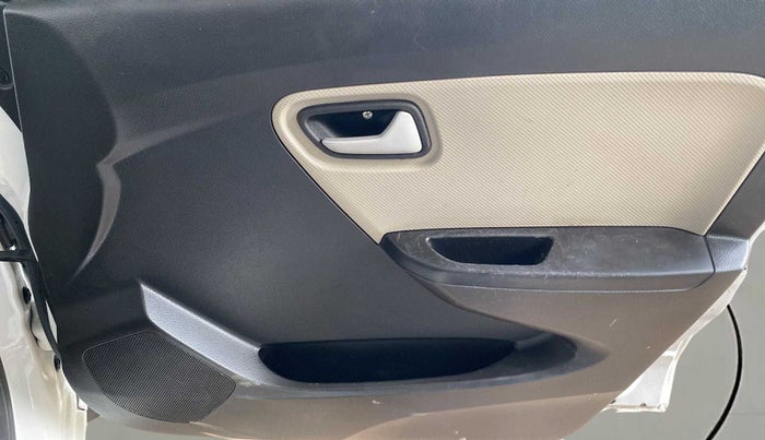 2021 Maruti Alto VXI, Petrol, Manual, 18,403 km, Driver Side Door Panels Control