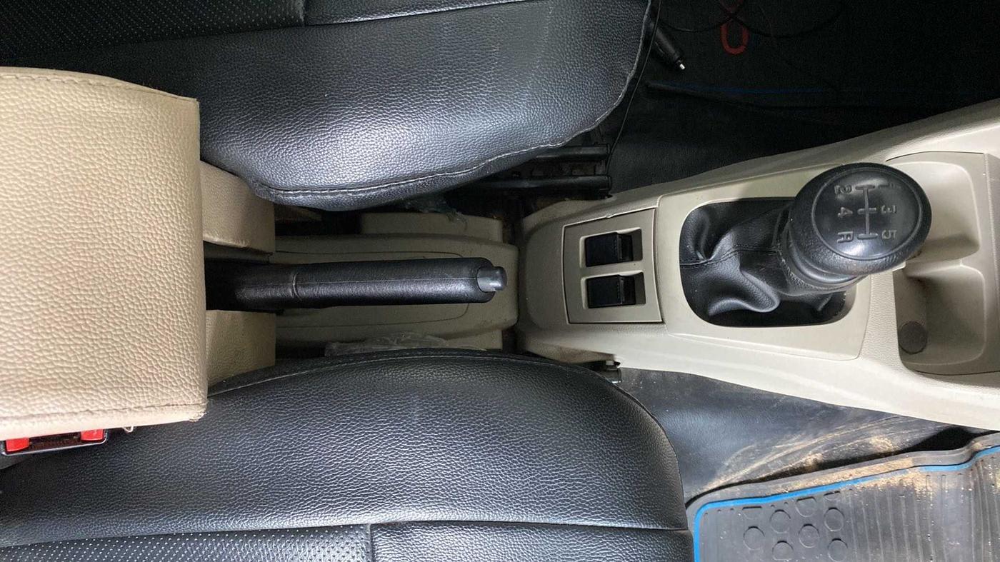 2021 Maruti Alto VXI, Petrol, Manual, 18,403 km, Gear Lever