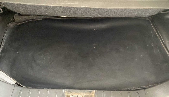 2021 Maruti Alto VXI, Petrol, Manual, 18,403 km, Boot Inside