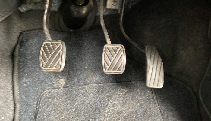 2013 Maruti Wagon R 1.0 LXI, Petrol, Manual, 16,591 km, Pedals