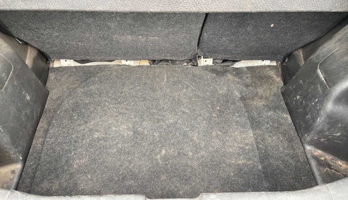 2018 Maruti Baleno DELTA DIESEL 1.3, Diesel, Manual, 65,345 km, Boot Inside