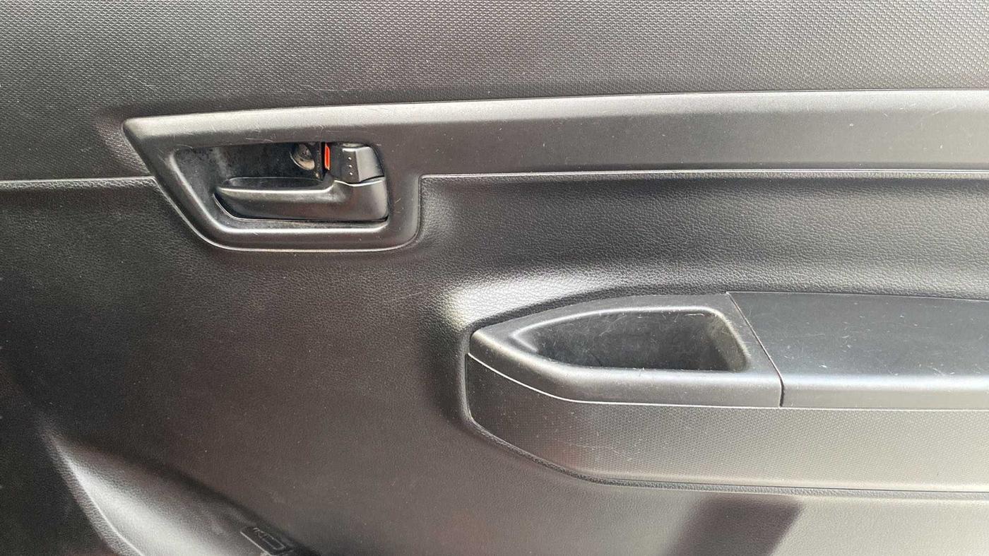 2020 Maruti S PRESSO VXI AMT, Petrol, Automatic, 17,306 km, Driver Side Door Panels Control