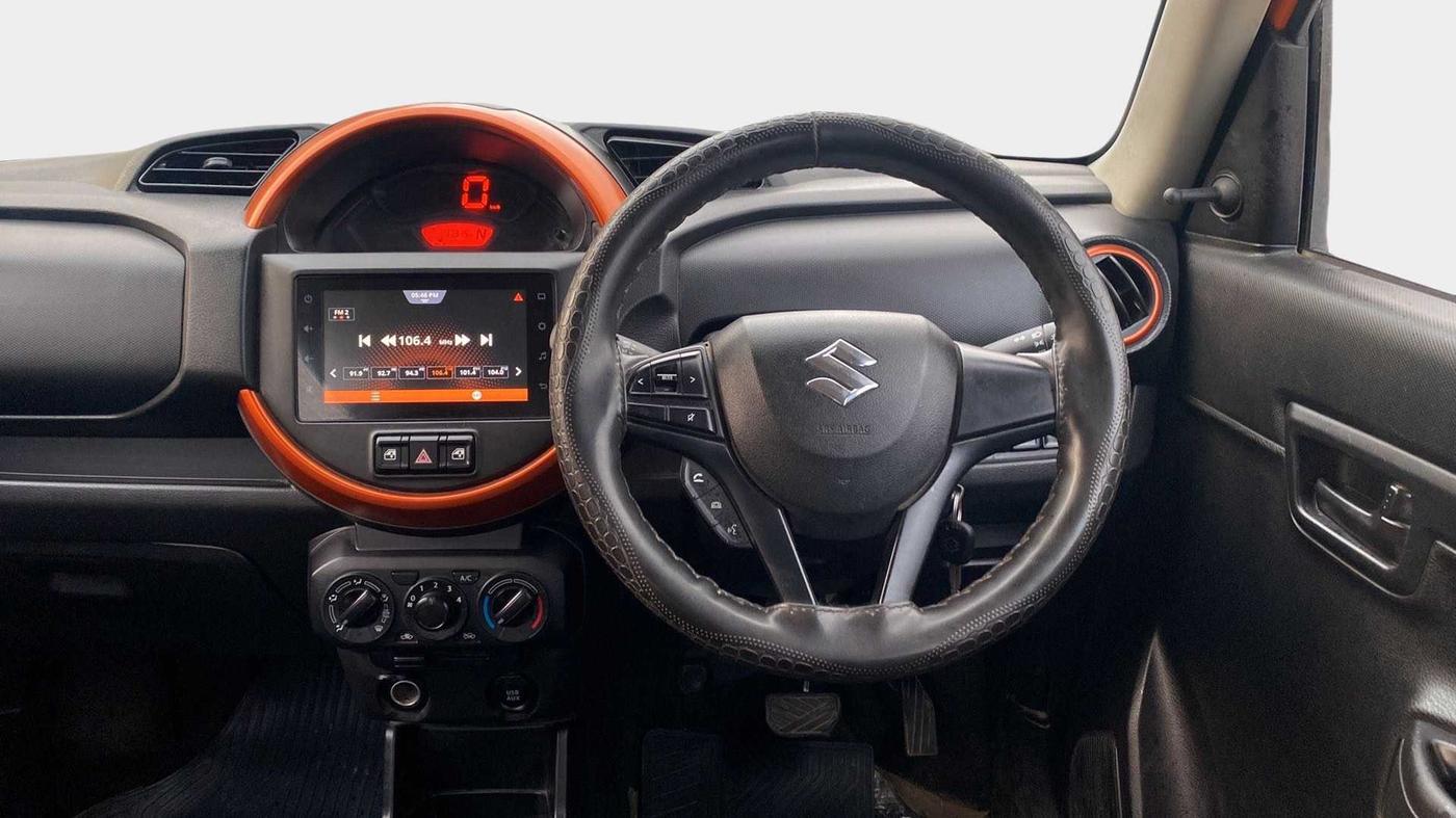 2020 Maruti S PRESSO VXI AMT, Petrol, Automatic, 17,306 km, Steering Wheel Close Up