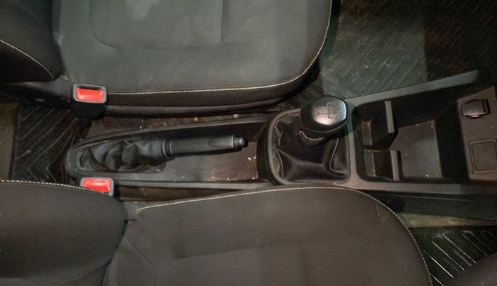 2020 Renault Kwid RXL, Petrol, Manual, 8,603 km, Gear Lever