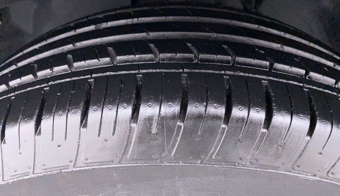 2021 Tata Harrier XZA, Diesel, Automatic, 12,746 km, Left Front Tyre Tread