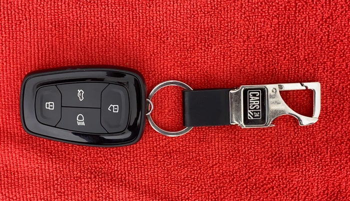 2021 Tata Harrier XZA, Diesel, Automatic, 12,746 km, Key Close Up