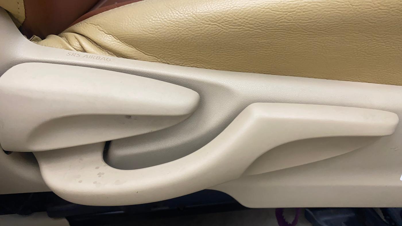 2018 Toyota YARIS J CVT, Petrol, Automatic, 77,860 km, Driver Side Adjustment Panel