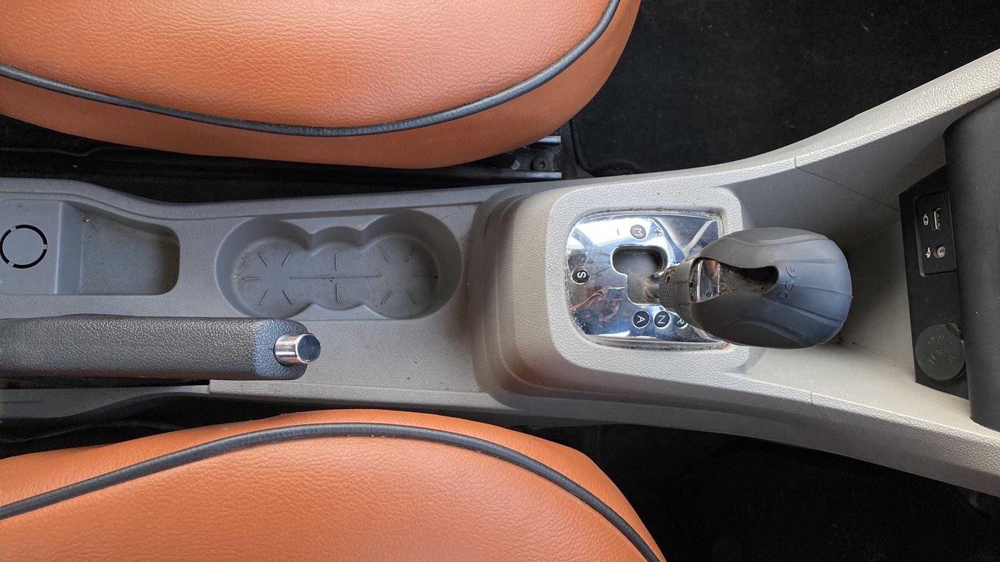 2018 Tata Tiago XZA PETROL, Petrol, Automatic, 42,238 km, Gear Lever