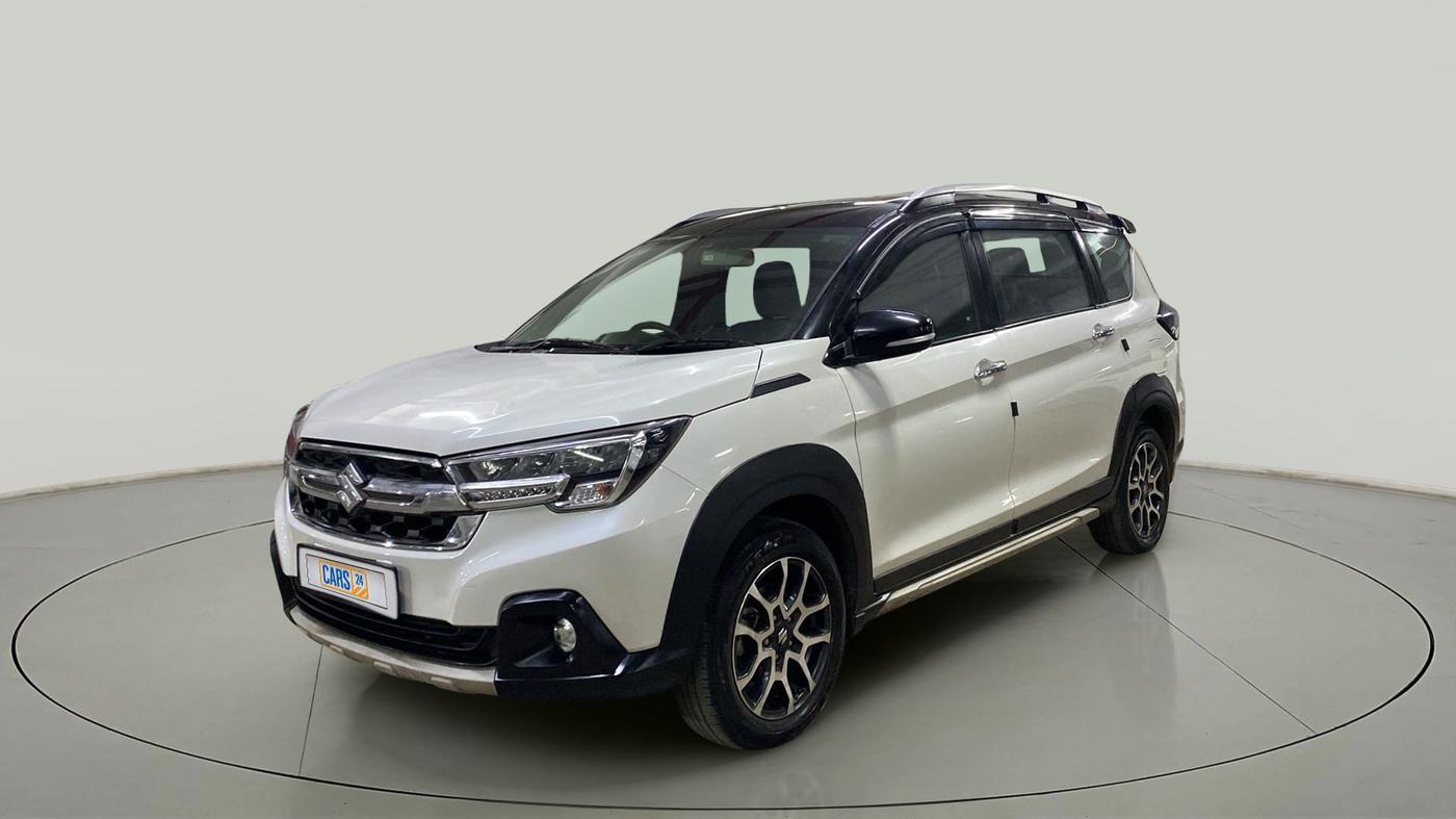 2023 Maruti XL6 ZETA CNG, CNG, Manual, 32,447 km, Left Front Diagonal