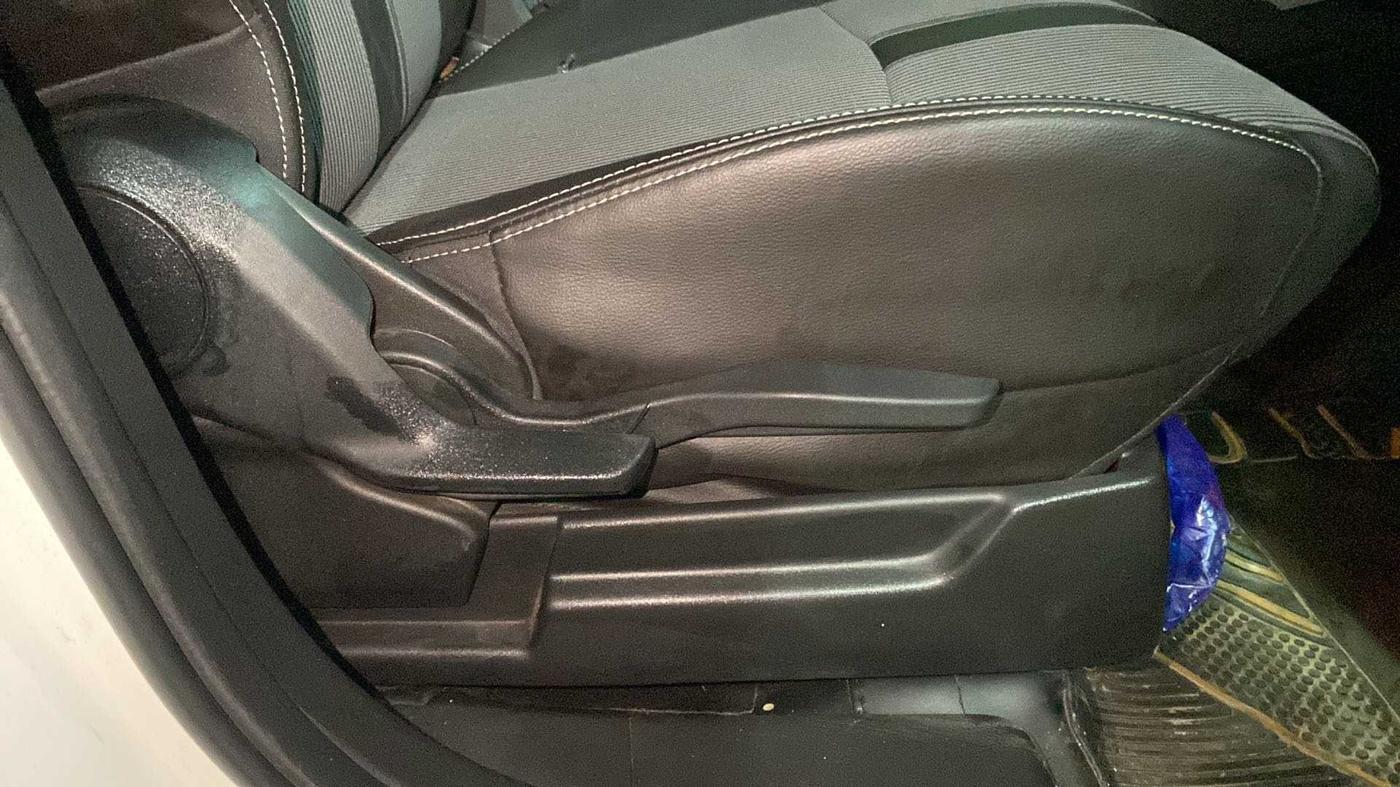 2023 Maruti XL6 ZETA CNG, CNG, Manual, 32,447 km, Driver Side Adjustment Panel
