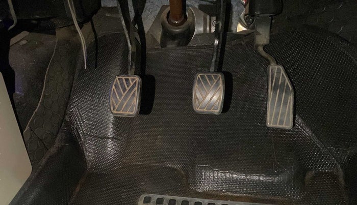 2020 Maruti New Wagon-R LXI CNG 1.0, CNG, Manual, 25,352 km, Pedals