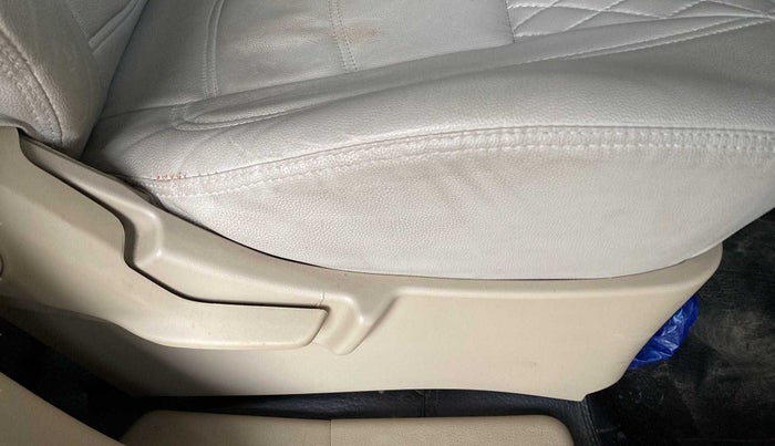 2021 Maruti Ertiga VXI SHVS, Petrol, Manual, 19,901 km, Driver Side Adjustment Panel