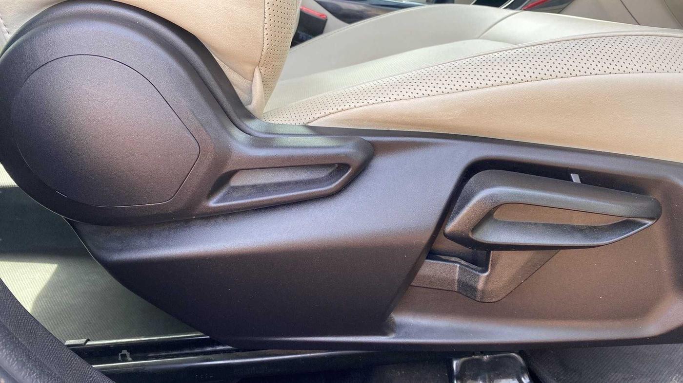 2022 Tata NEXON XZ PLUS (L), Petrol, Manual, 15,749 km, Driver Side Adjustment Panel