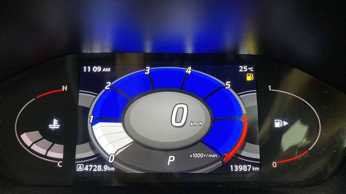 2022 Nissan MAGNITE XV TURBO CVT DUAL TONE, Petrol, Automatic, 13,925 km, Odometer Image