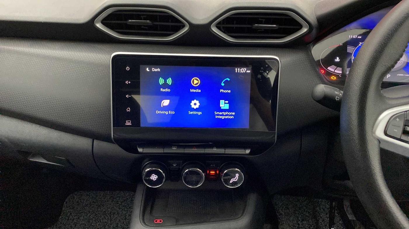 2022 Nissan MAGNITE XV TURBO CVT DUAL TONE, Petrol, Automatic, 13,925 km, Air Conditioner