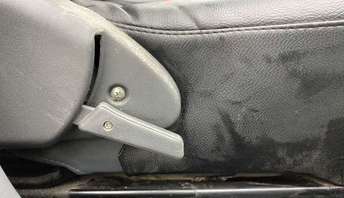 2016 Maruti Alto 800 LXI, Petrol, Manual, 51,119 km, Driver Side Adjustment Panel