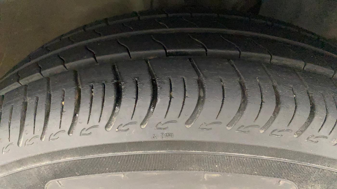 2022 Maruti New Wagon-R ZXI 1.2, Petrol, Manual, 17,505 km, Right Front Tyre Tread