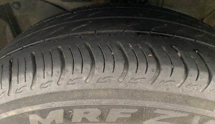 2022 Honda Amaze 1.2L I-VTEC VX CVT, Petrol, Automatic, 30,374 km, Left Front Tyre Tread